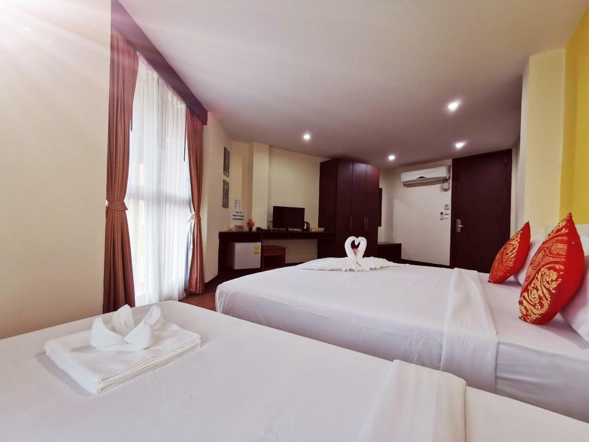 Paksaa Boutique Hotel Patong Bagian luar foto