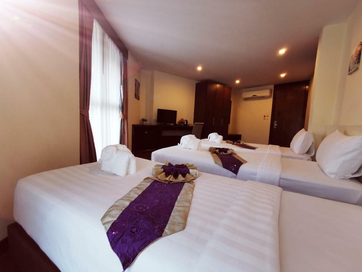 Paksaa Boutique Hotel Patong Bagian luar foto