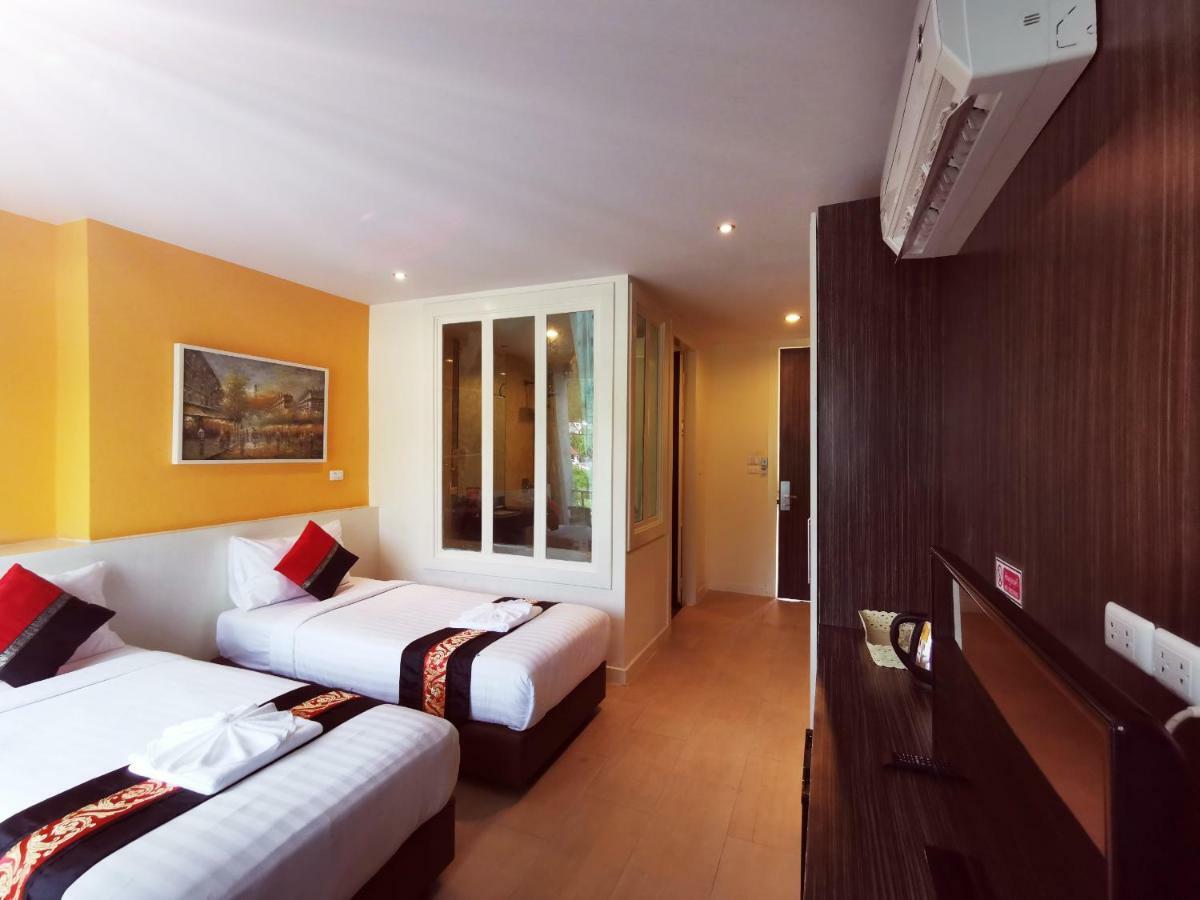 Paksaa Boutique Hotel Patong Bagian luar foto