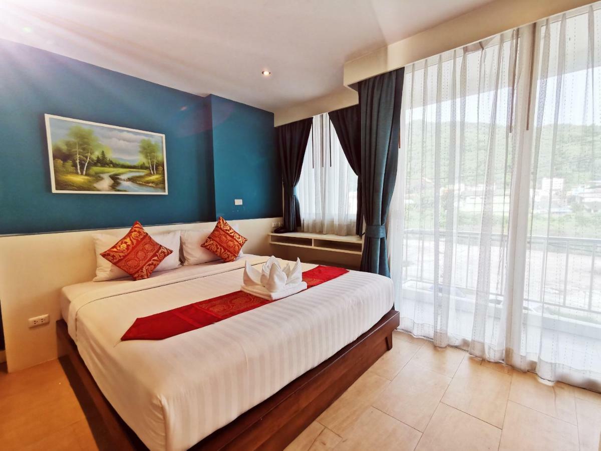 Paksaa Boutique Hotel Patong Bagian luar foto