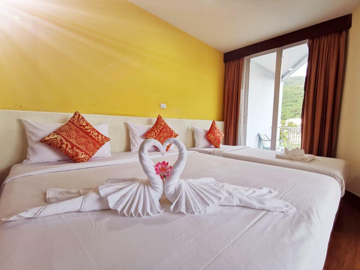 Paksaa Boutique Hotel Patong Bagian luar foto